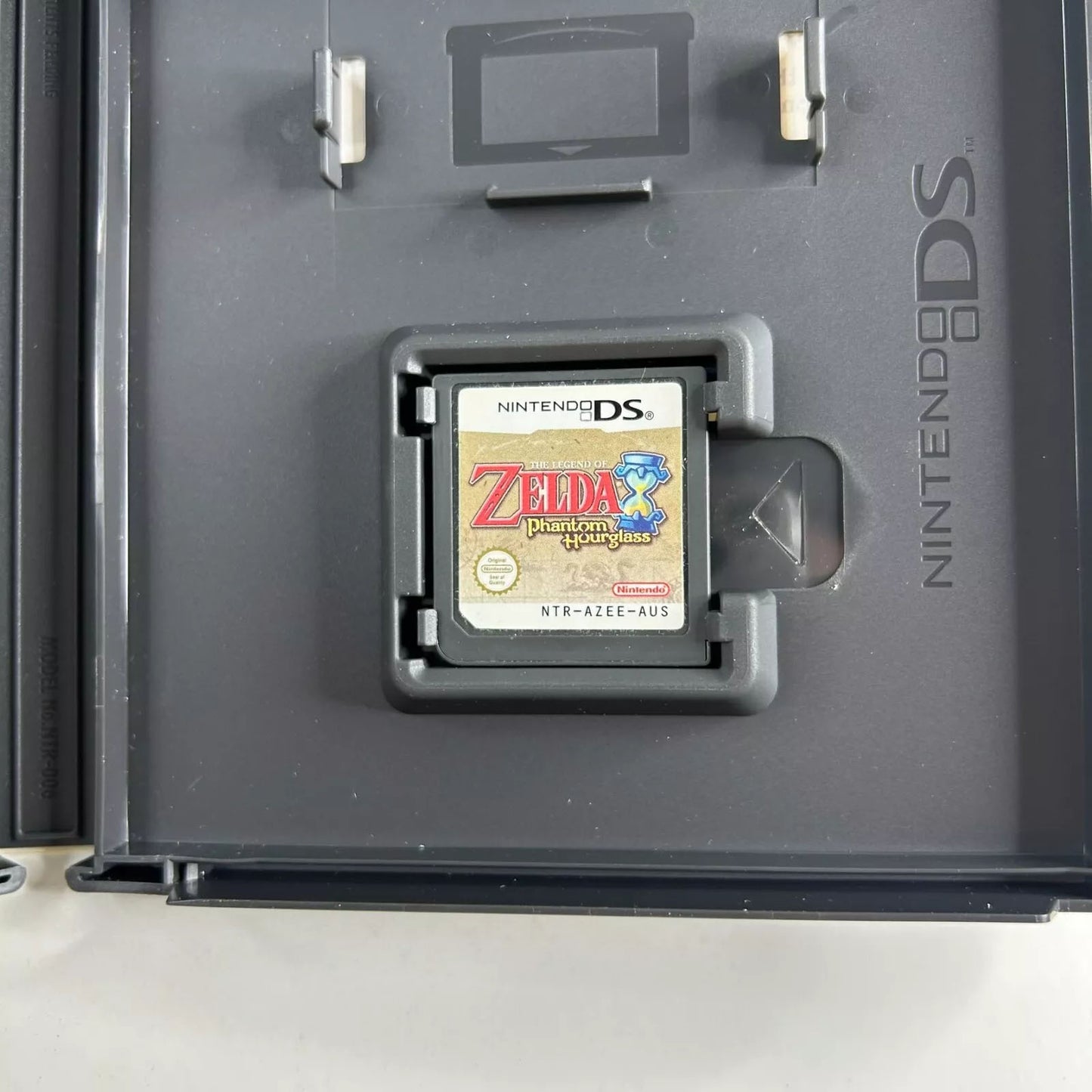 The Legend of Zelda: Phantom Hourglass With Box Game cartridge Manual Ds  for Nintendo Ds 3ds 2ds