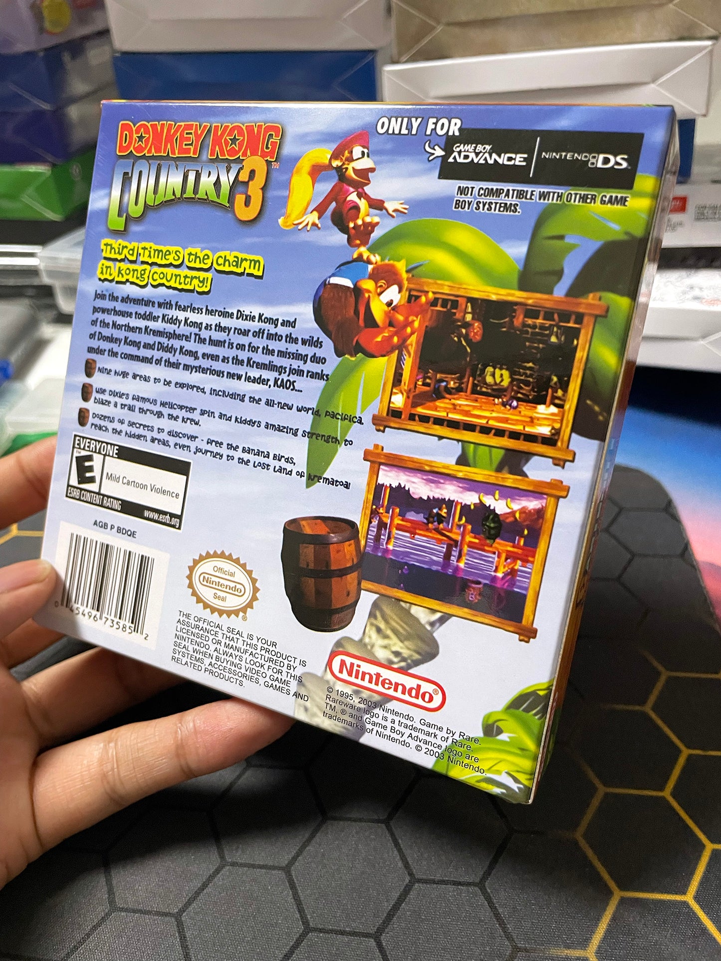 Donkey Kong Country 3 cartridge with tray box manual for gba game boy advance