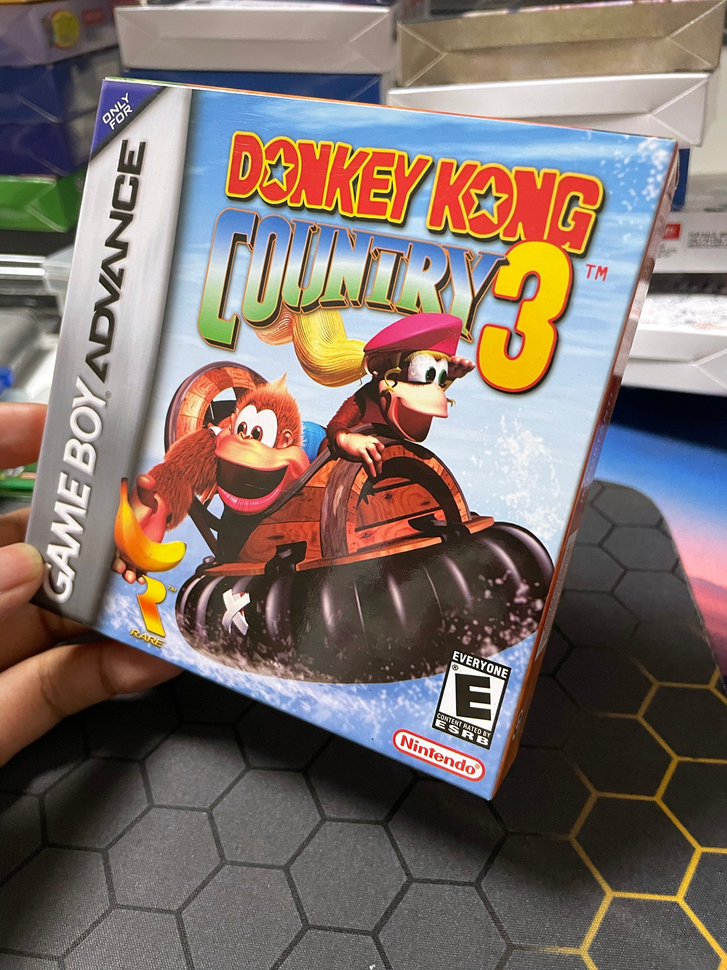 Donkey Kong Country 3 cartridge with tray box manual for gba game boy advance