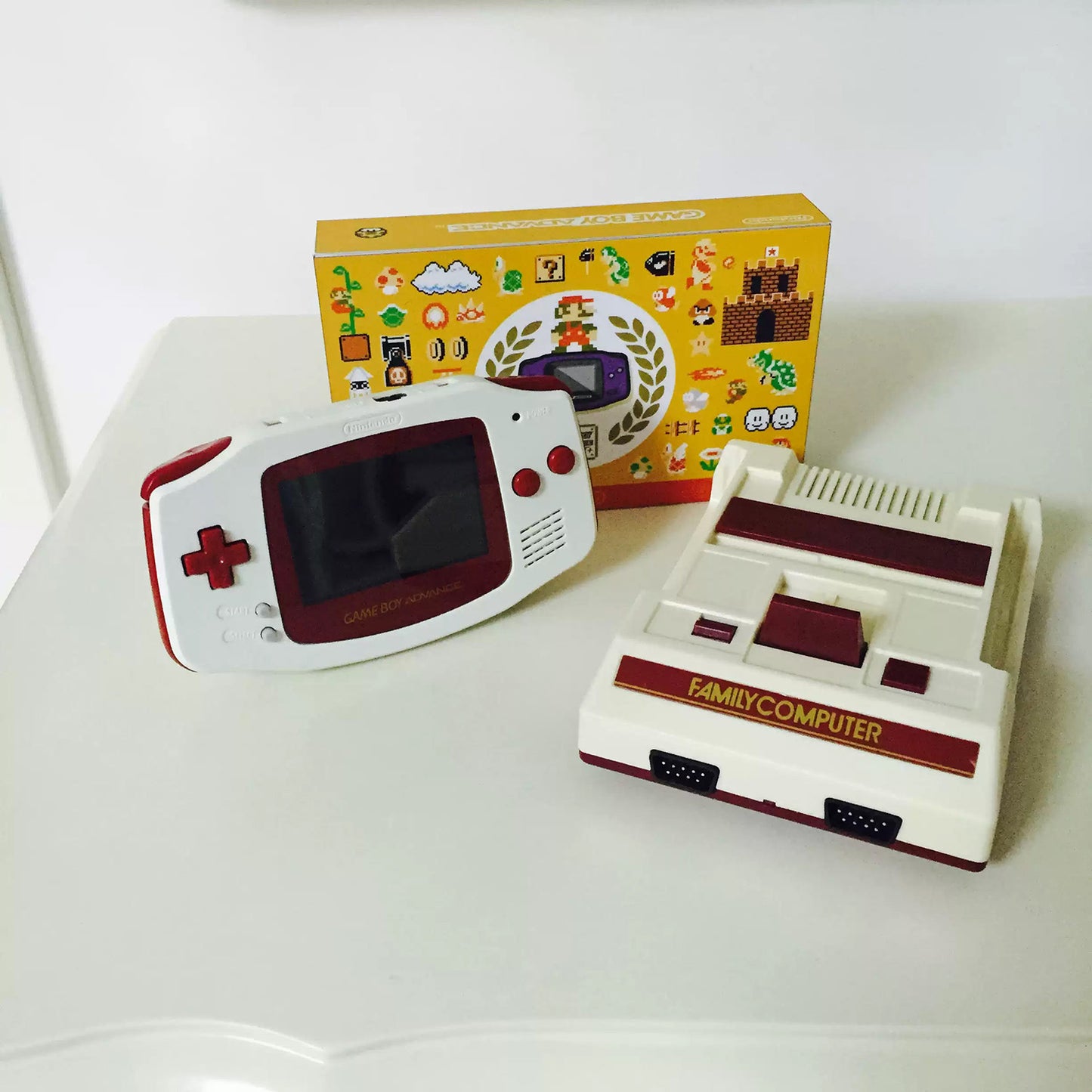Original Gameboy game console with high brightness backlight GBA handheld device for children born in the 1980s
